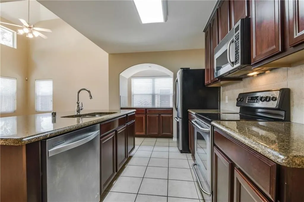 5405 Crimson Oaks Drive