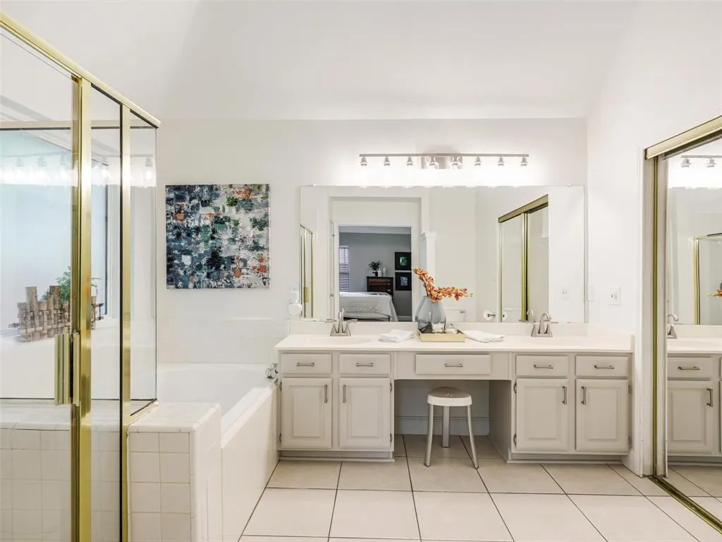 605 Wren Cove
