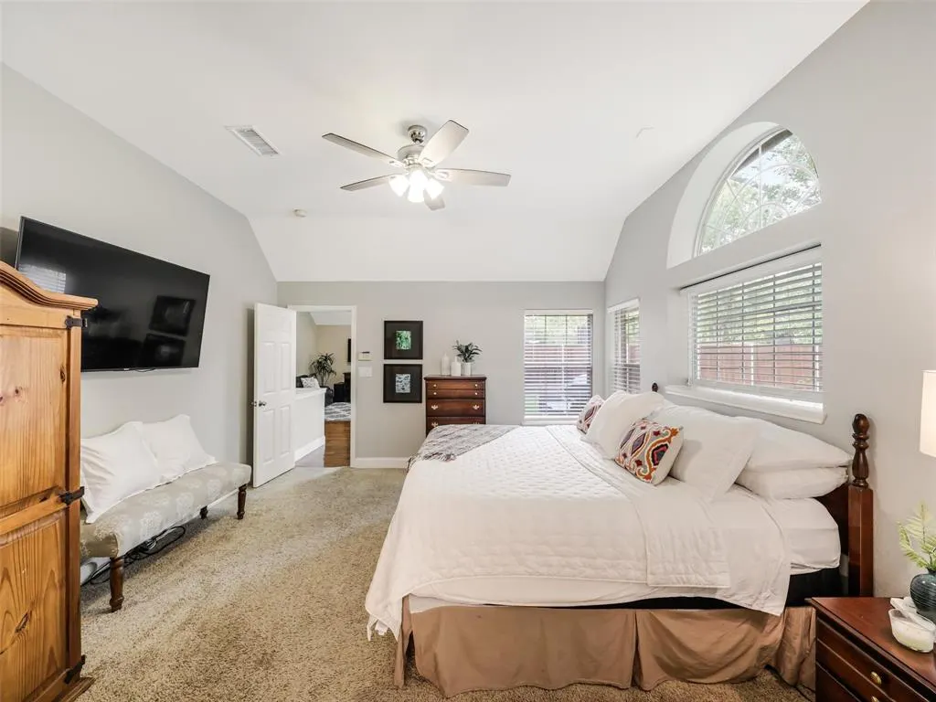 605 Wren Cove