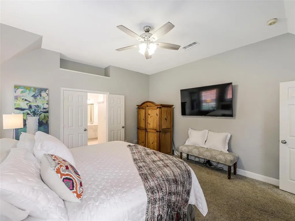 605 Wren Cove