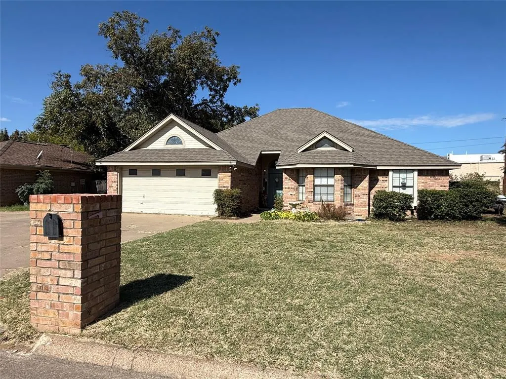 1208 Chaparral Lane