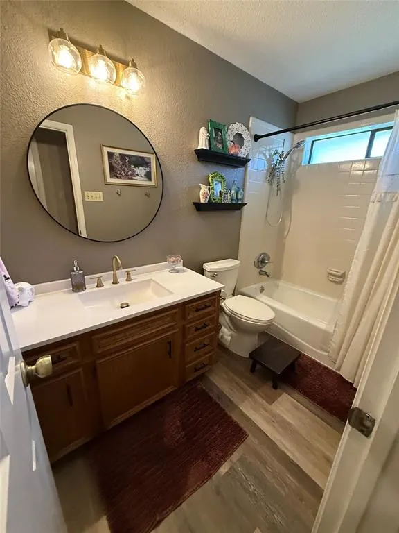 1208 Chaparral Lane