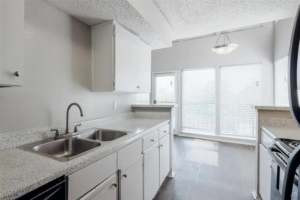 3913 Gannon Lane #211