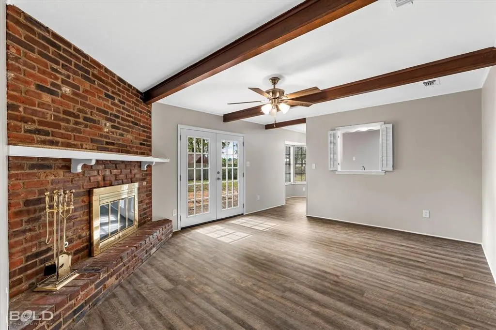 3037 Salem Drive
