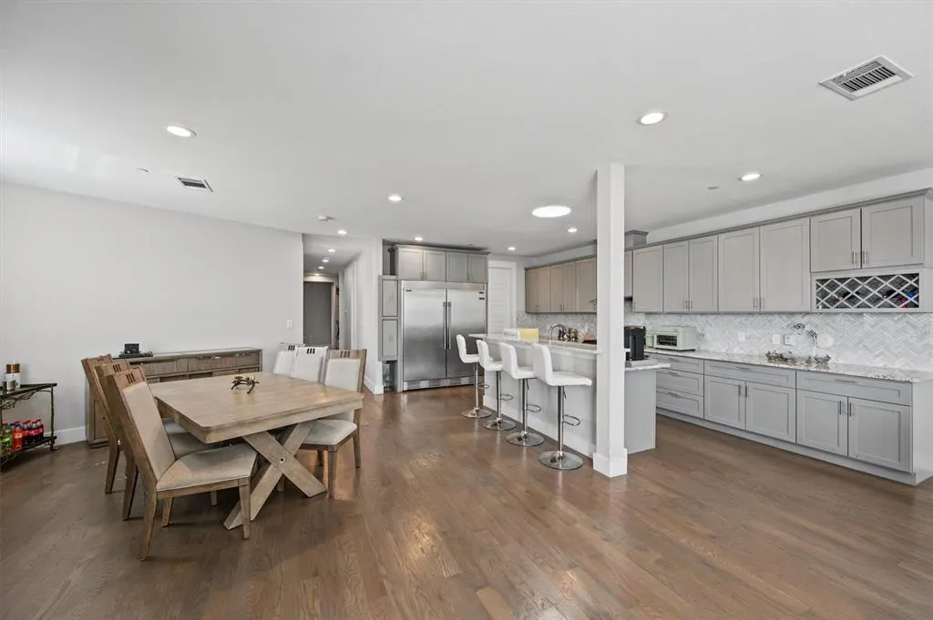 251 S Mill Street #280