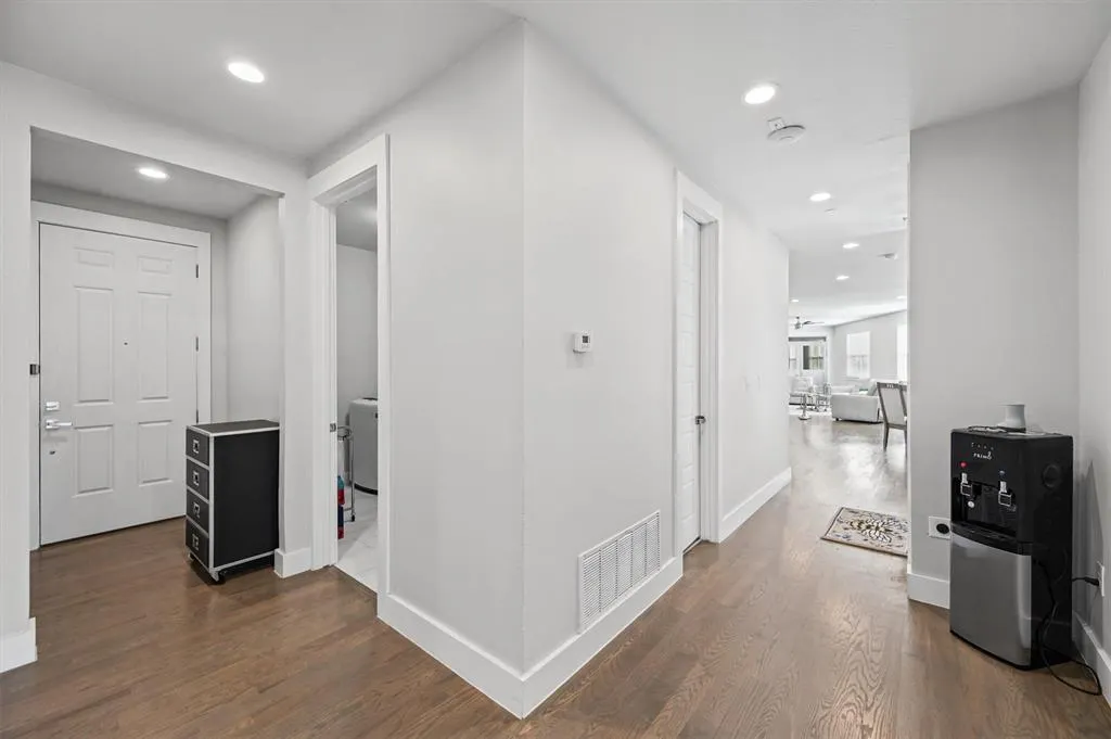 251 S Mill Street #280
