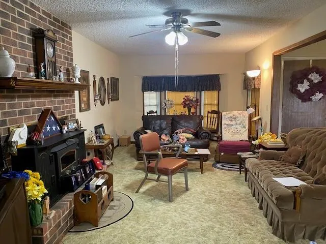 3802 St Hwy 31 E