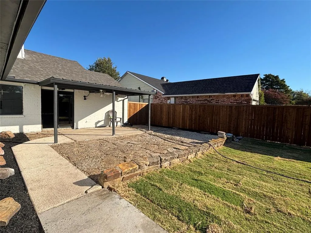 1722 Uvalde Street
