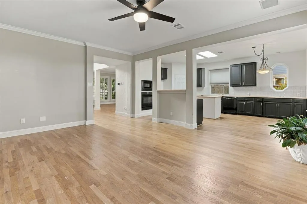 511 Clover Leaf Lane