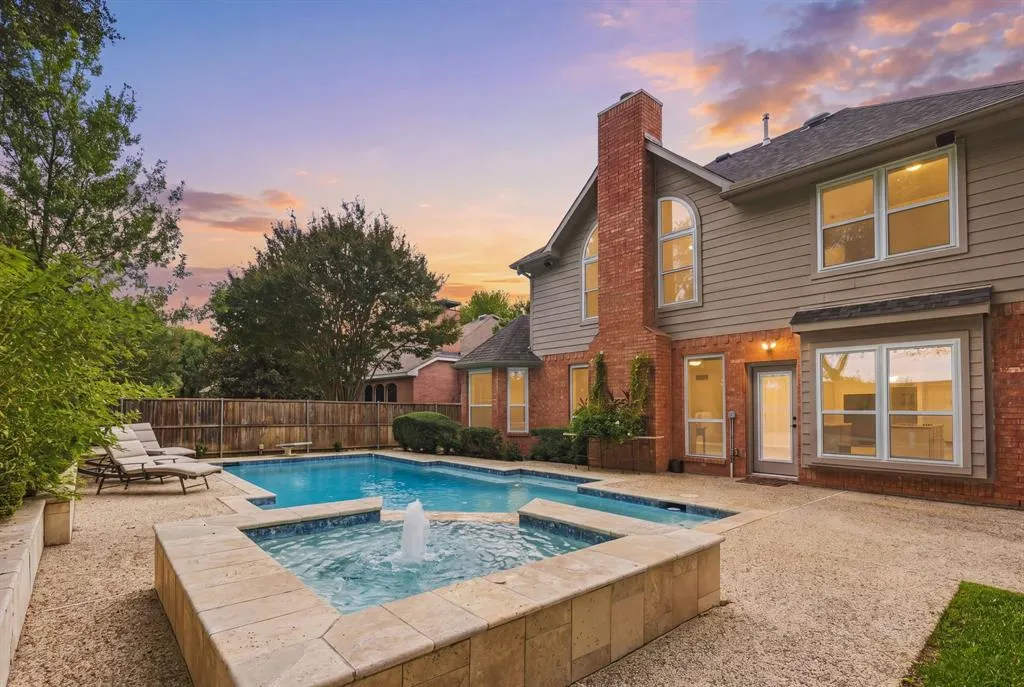 511 Clover Leaf Lane