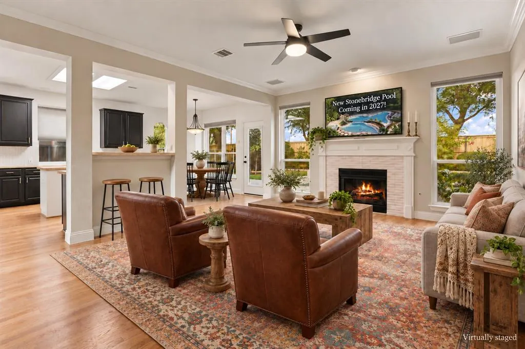 511 Clover Leaf Lane