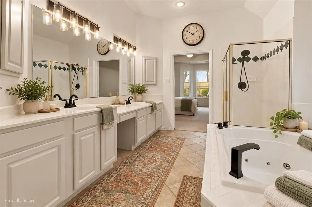 511 Clover Leaf Lane