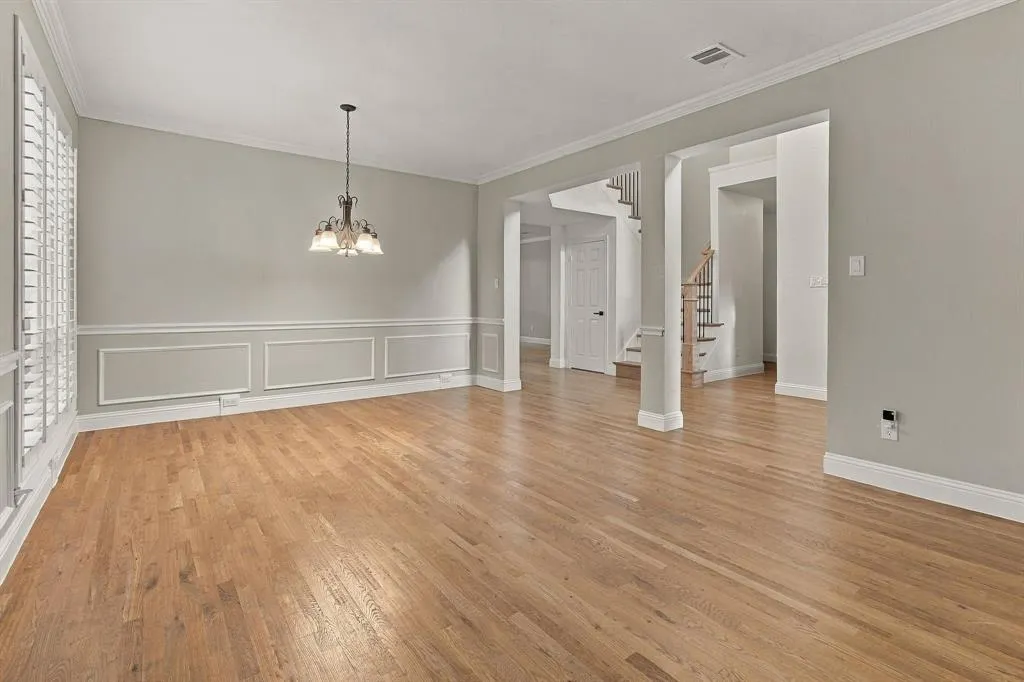 511 Clover Leaf Lane