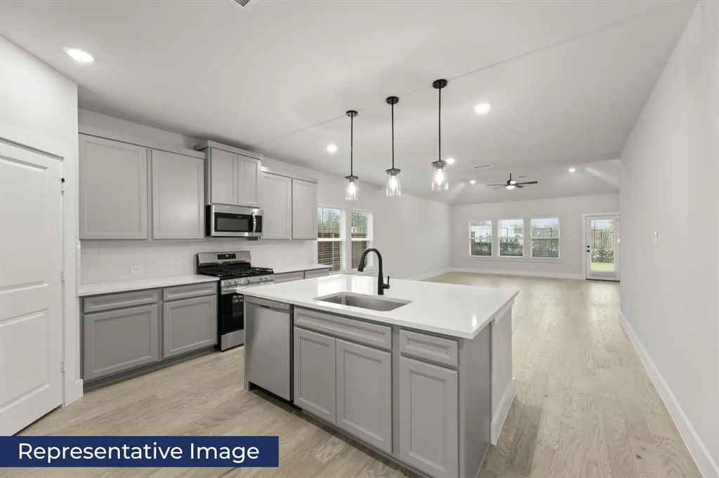 2813 Ridge Road