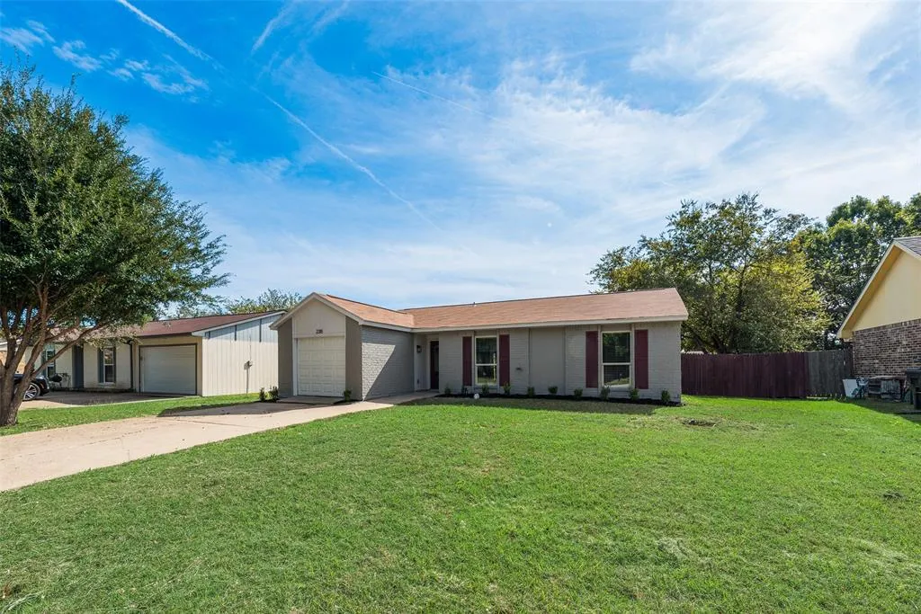 2318 Idlewood Drive