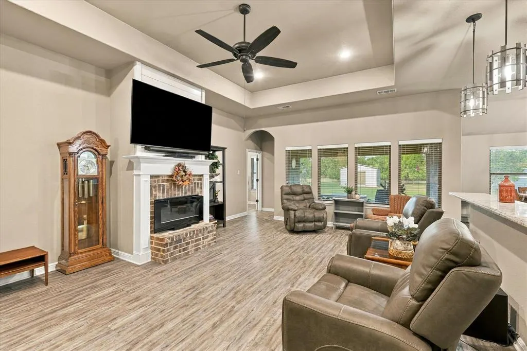 9209 Old Springtown Road