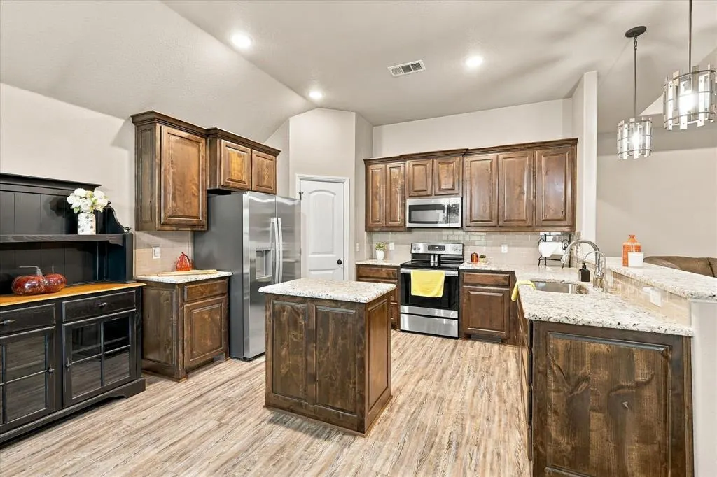 9209 Old Springtown Road