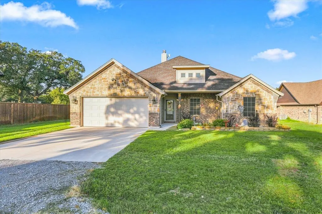 9209 Old Springtown Road