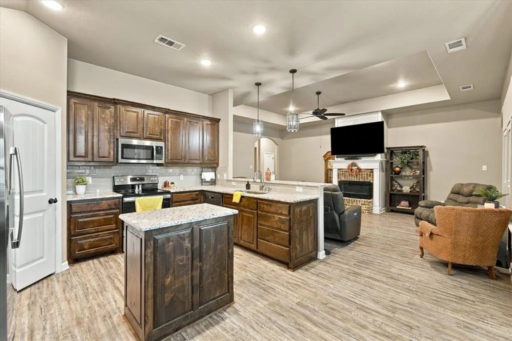 9209 Old Springtown Road