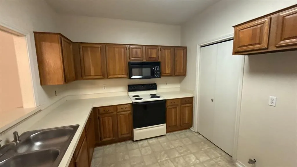 14277 Preston Road #515