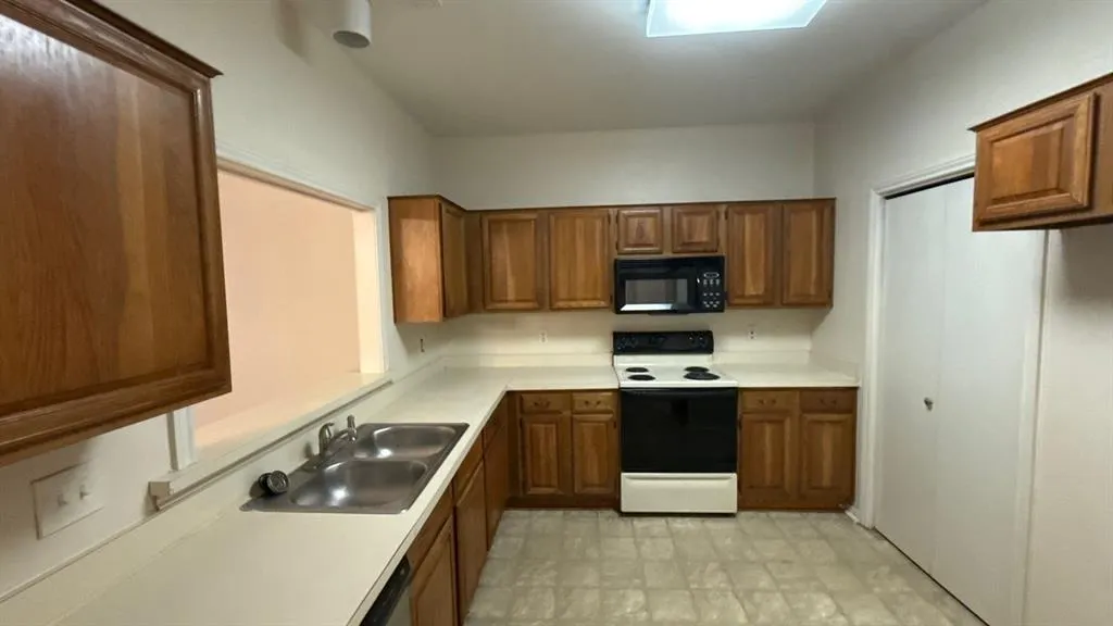 14277 Preston Road #515