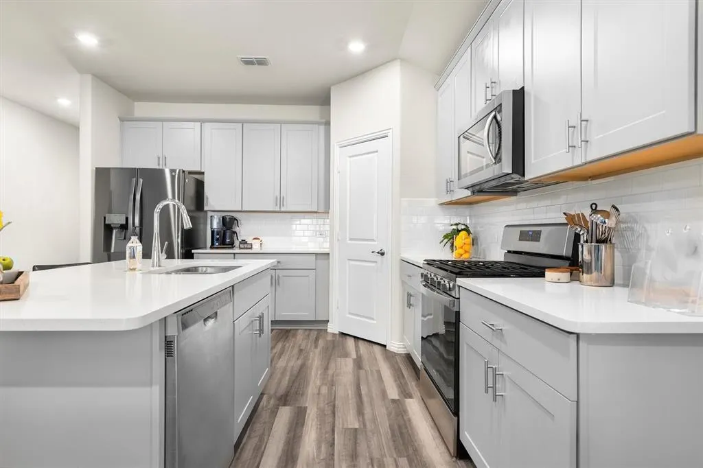6329 Spider Mountain Trail