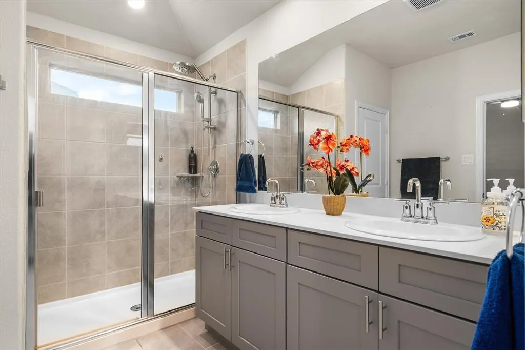 6329 Spider Mountain Trail