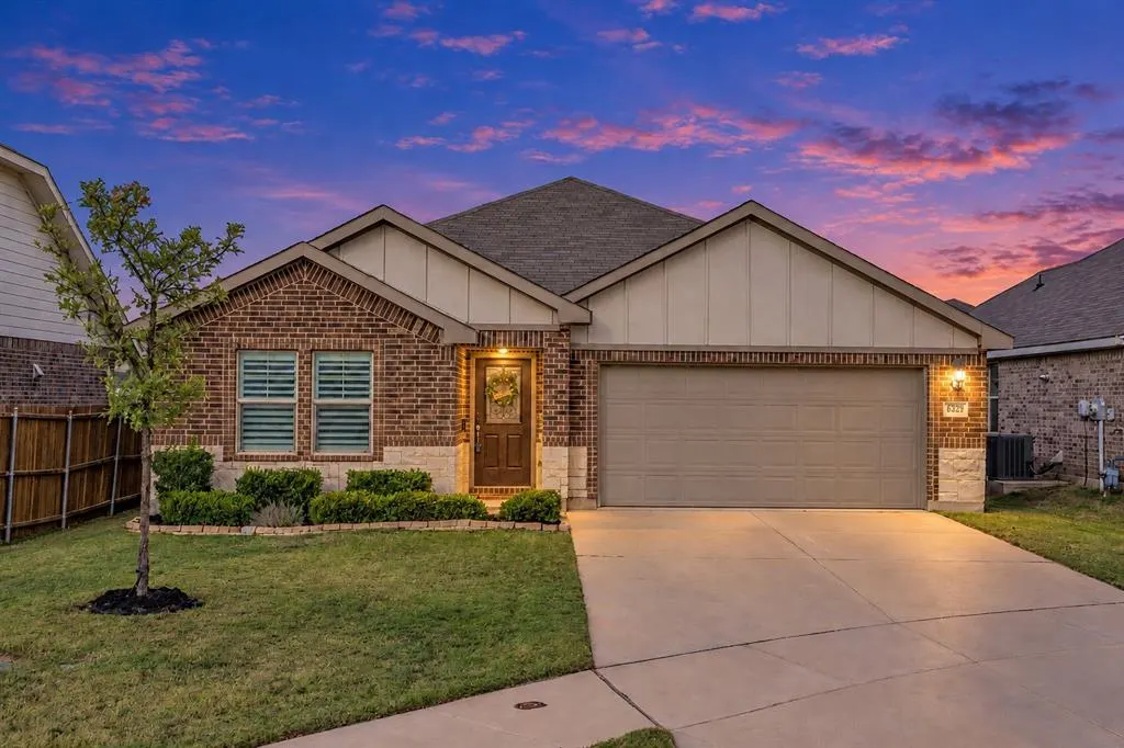 6329 Spider Mountain Trail