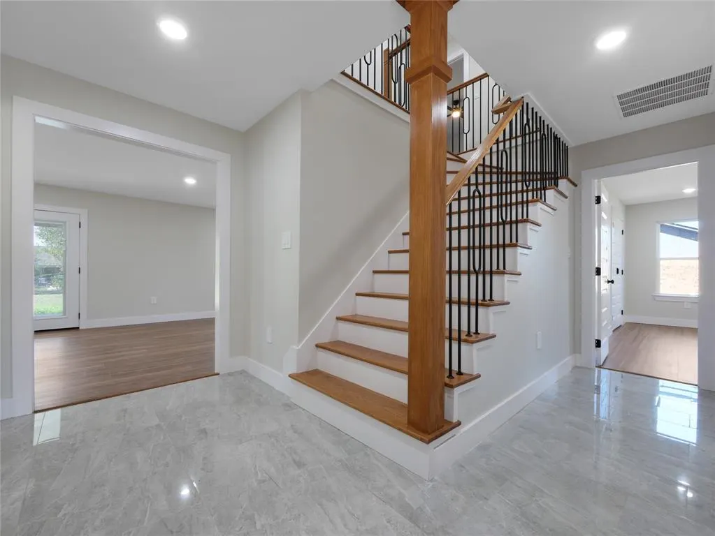 730 41st Street SW