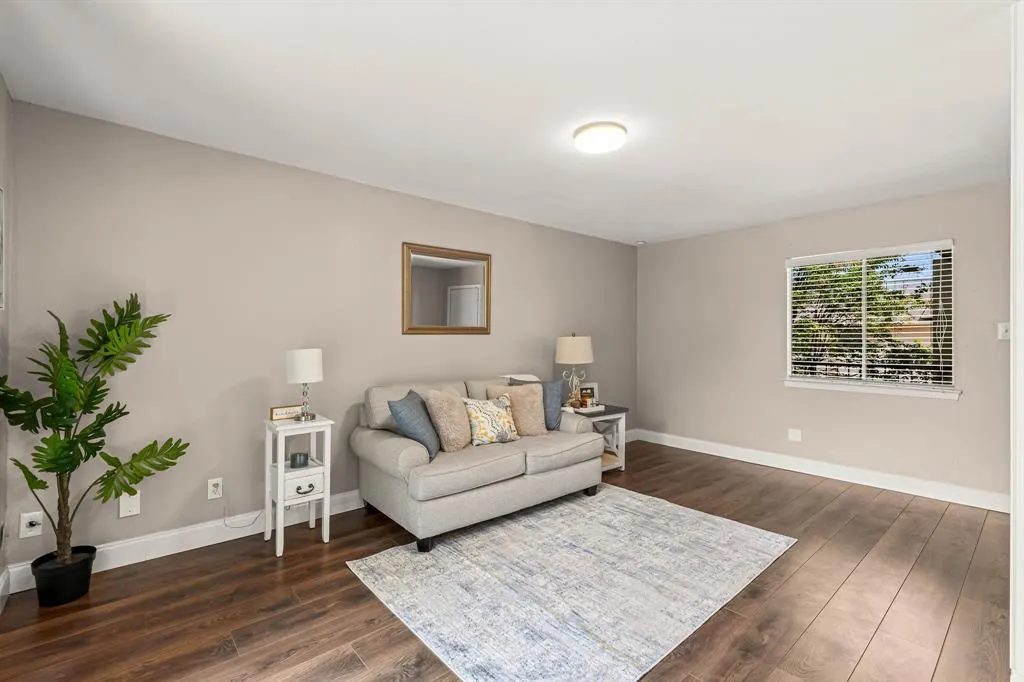 5809 Harvest Hill Road #2055