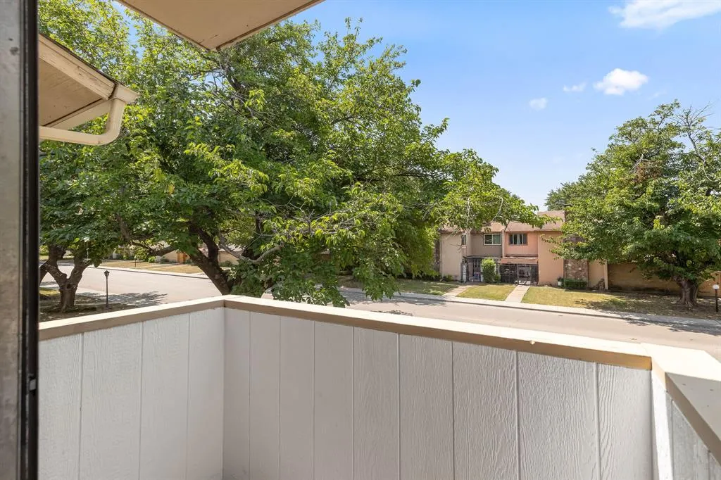 5809 Harvest Hill Road #2055