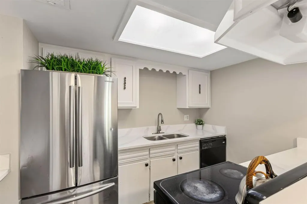 5809 Harvest Hill Road #2055