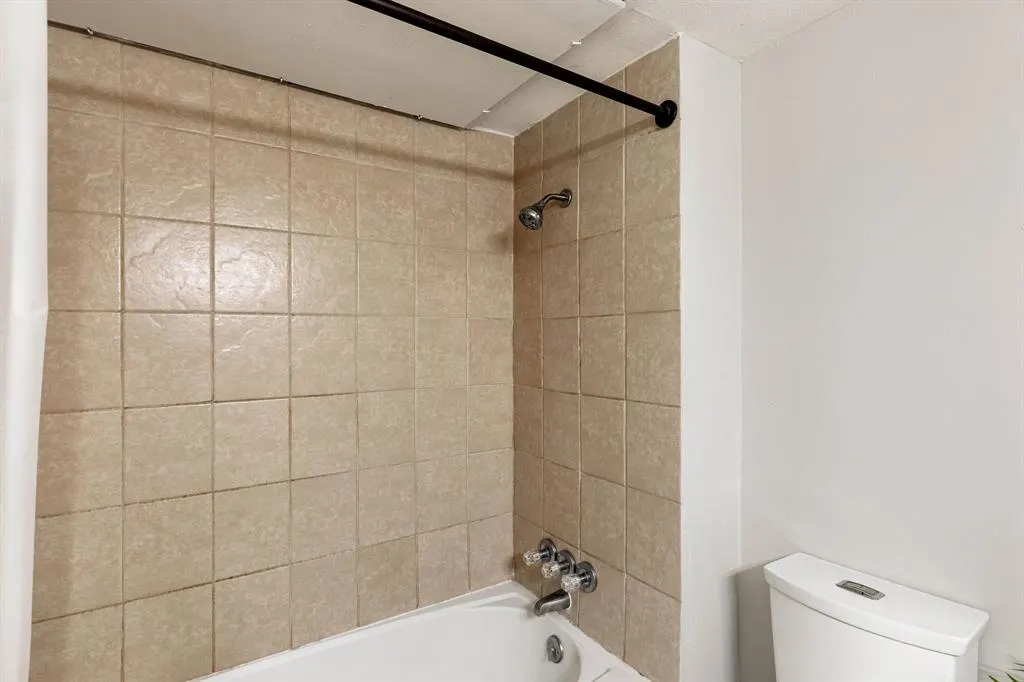 5809 Harvest Hill Road #2055