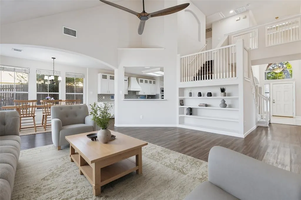 625 Willowwood Trail