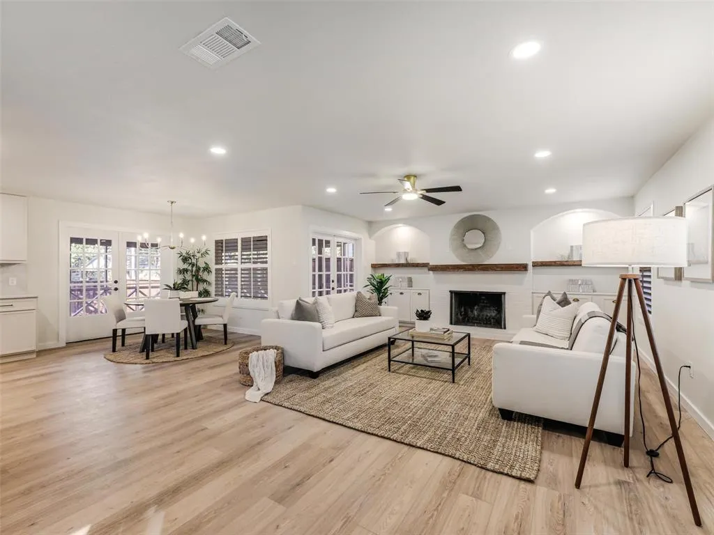 9929 Windledge Drive