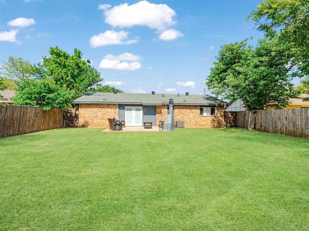 936 Elmwood Drive
