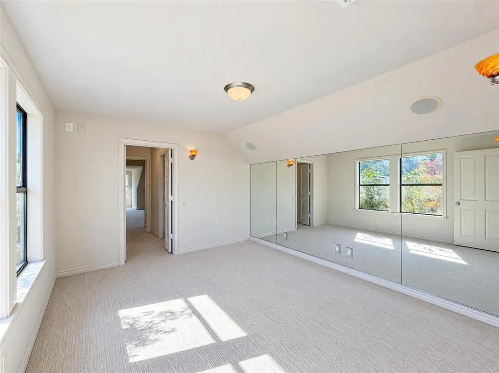 7266 Lupton Circle