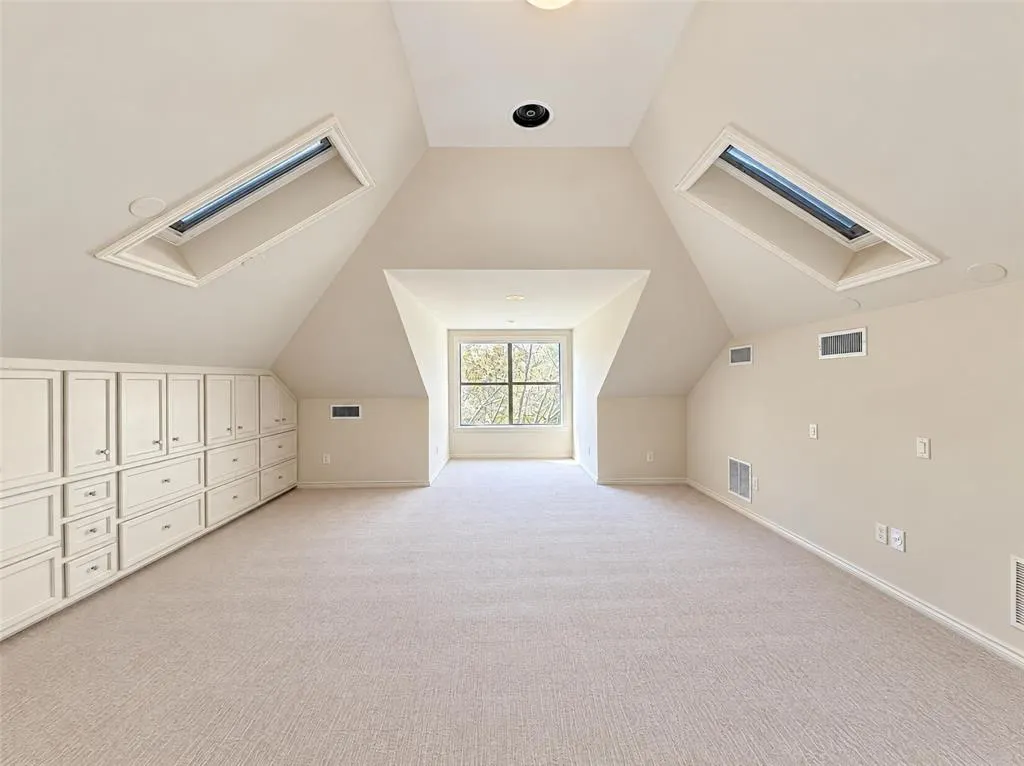 7266 Lupton Circle