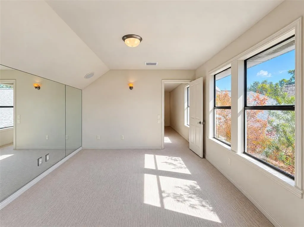 7266 Lupton Circle