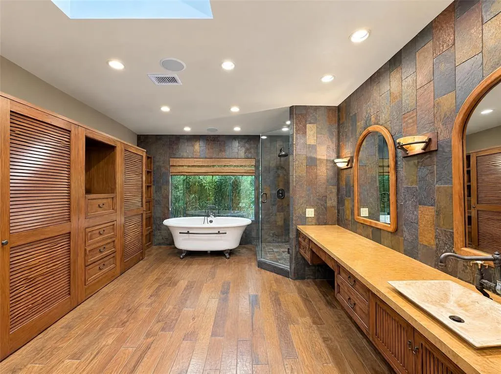 7266 Lupton Circle