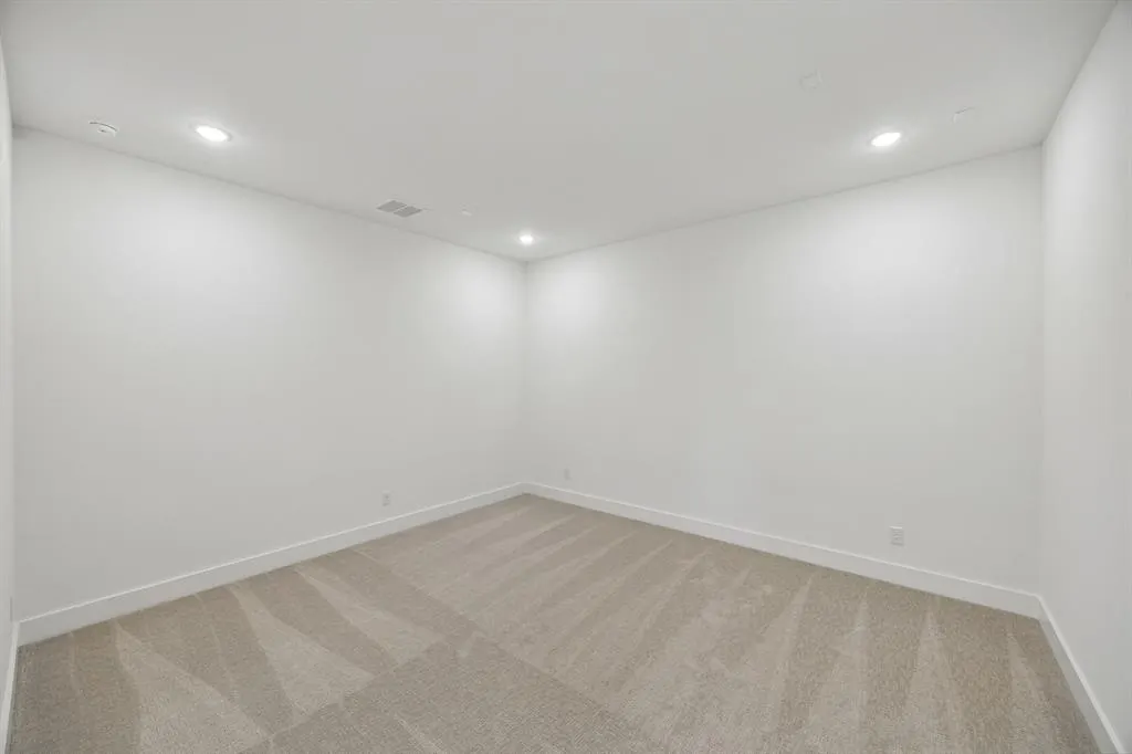 3661 Whimbrel Court