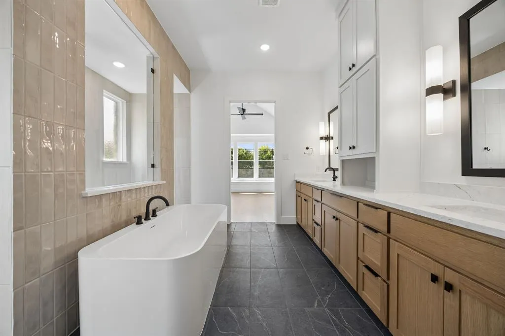 3661 Whimbrel Court