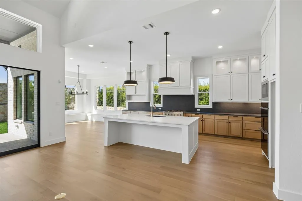3661 Whimbrel Court