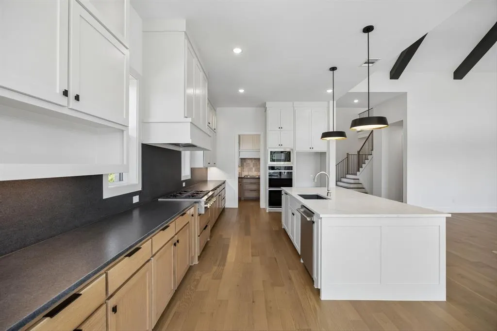 3661 Whimbrel Court