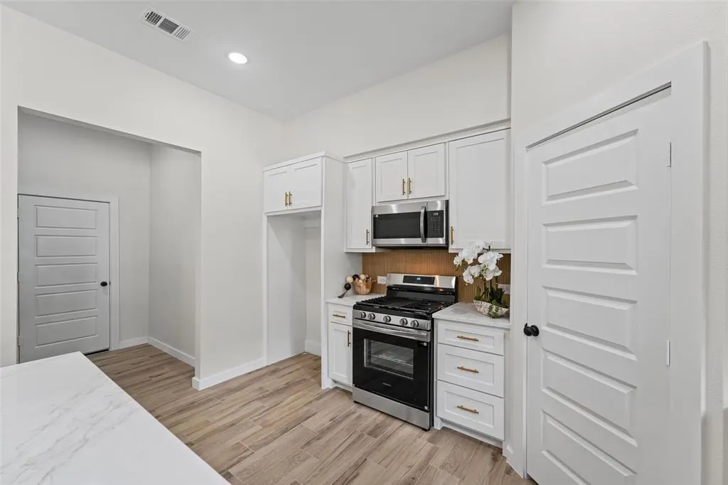10511 Casnett Drive