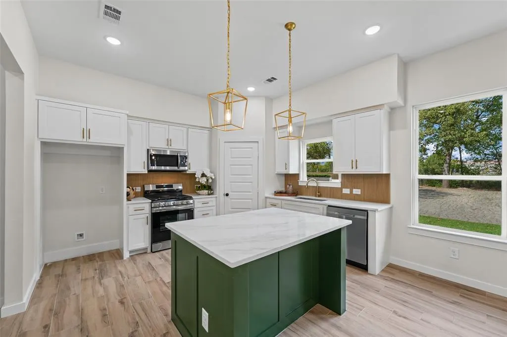 10511 Casnett Drive
