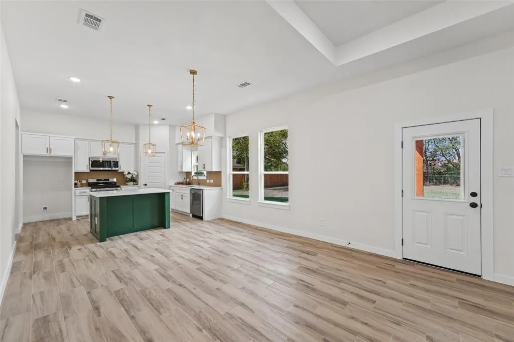 10511 Casnett Drive