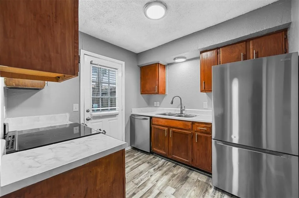 1504 E 15th Street #18