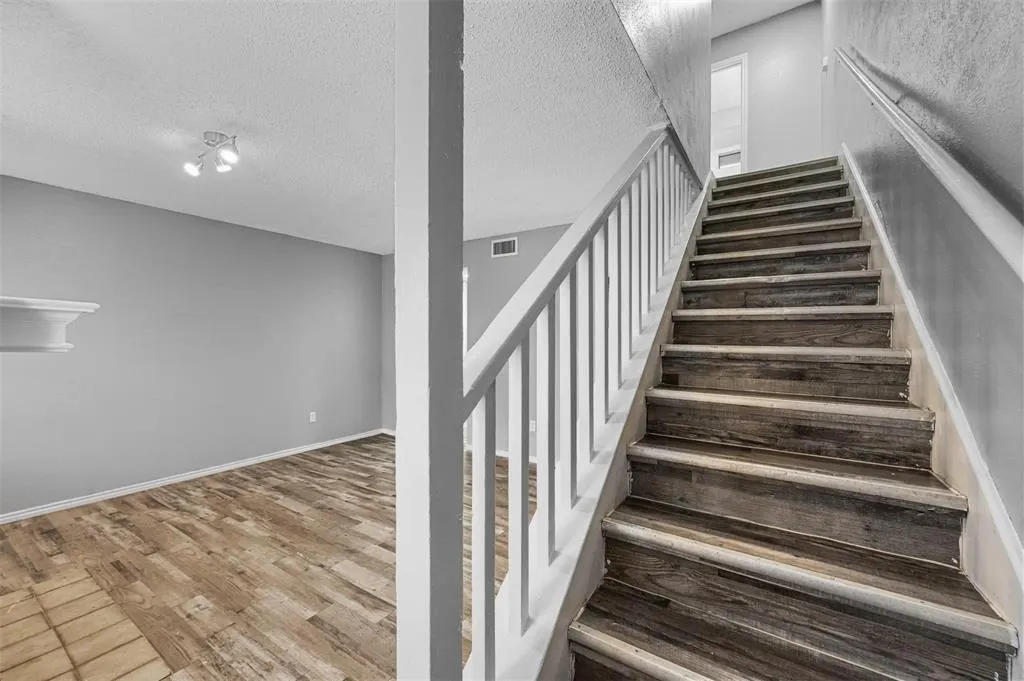 1504 E 15th Street #18