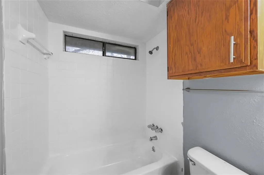 1504 E 15th Street #18
